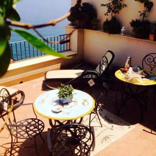 Romeo e Giulietta Scilla โรงแรมในชิลลา