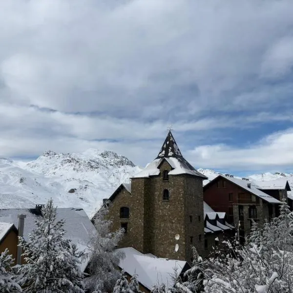 SNÖ Villa de Sallent 4，位于福米加尔的酒店