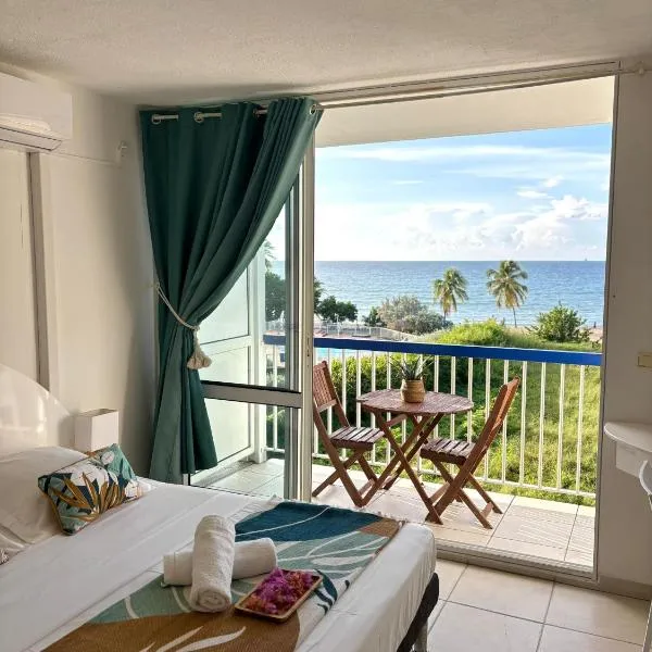 Intimate Bahia - Vue mer et accès piscine, хотел в Ле Госие