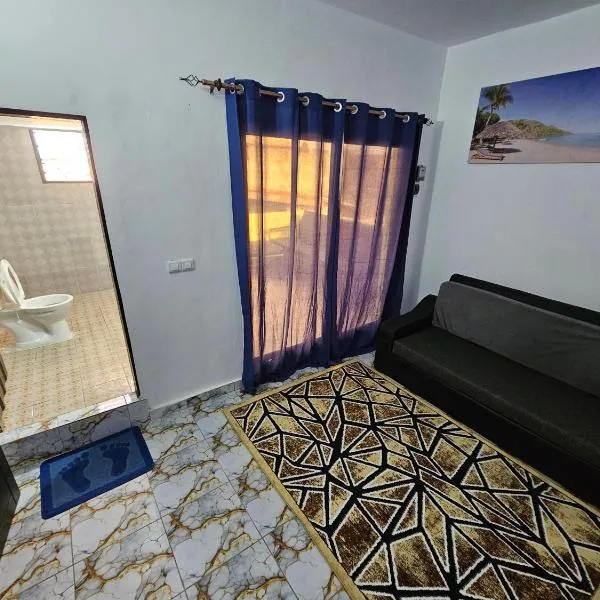 appartement avec balcon SiPiM aéroport, hotel a Abidjan