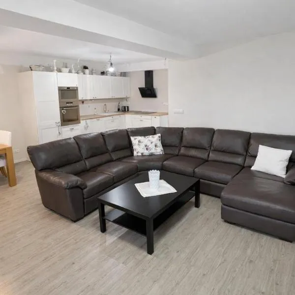 Apartmán Záhradište - FREE PARKING โรงแรมในโดโนวาลี