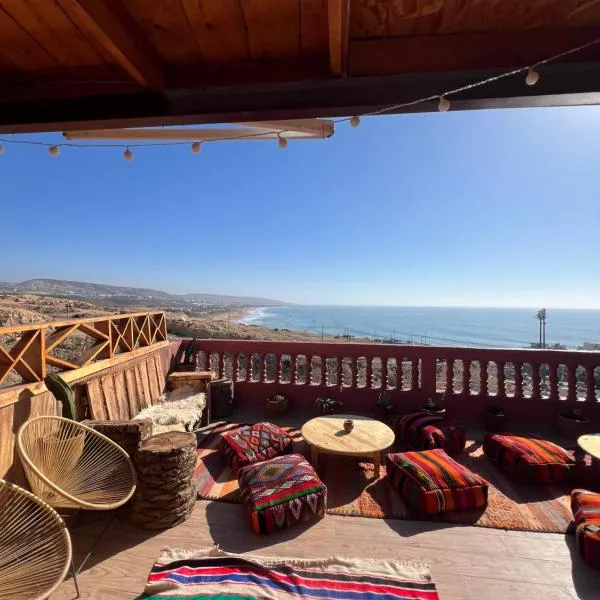 Ocean Nomads hostel Taghazout – hotel w mieście Taghazout