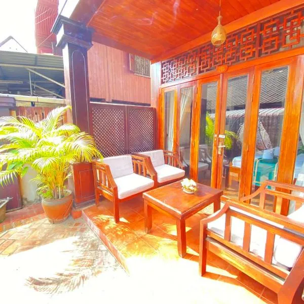 Villa Xiengthong Garden View，位于琅勃拉邦的酒店