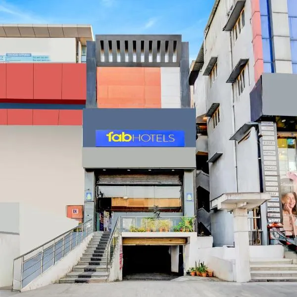 FabHotel White Ridge Chaitanyapuri, hotel v destinaci Hajdarábád