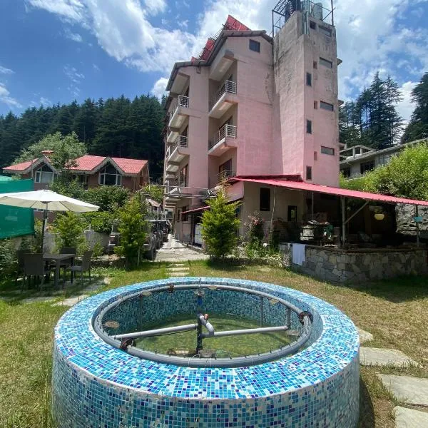Hotel Ambika Residency Manali, hotel sa Manāli