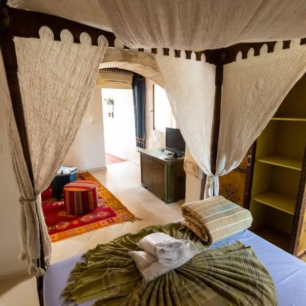 Viesnīca Maison Leila chambres d hotes pilsētā Mīdūna