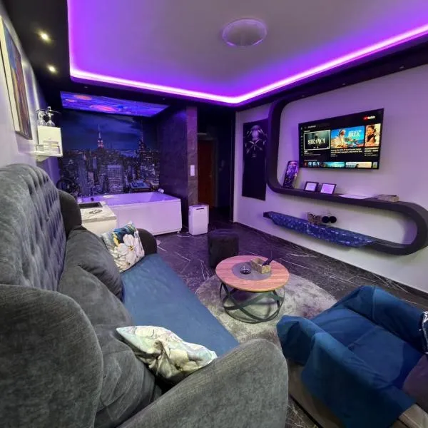 Apartman S&V 3 Istocno Sarajevo Lukavica sa Jacuzzi Lux Spa Hilandarska Centar: Lukavica şehrinde bir otel