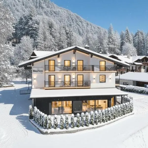 Stay Here Living Apartments, hotel em Thiersee