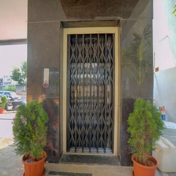 FabHotel Lake View Castle โรงแรมในวารังกัล