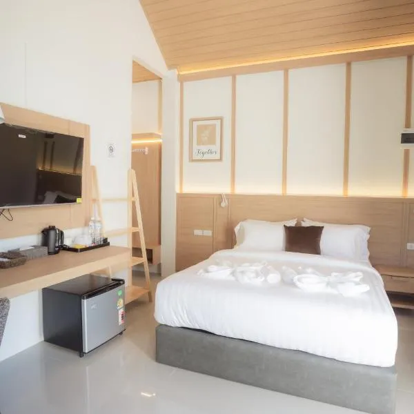 Annrin cafe & Resort, hotel en Ban Song Phi Nong