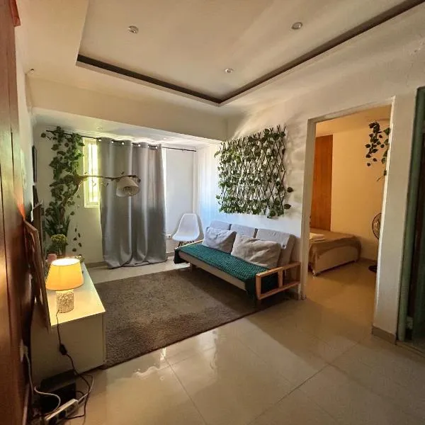 Central 1-Bedroom Apartment near Sucupira Market, hotel i Praia