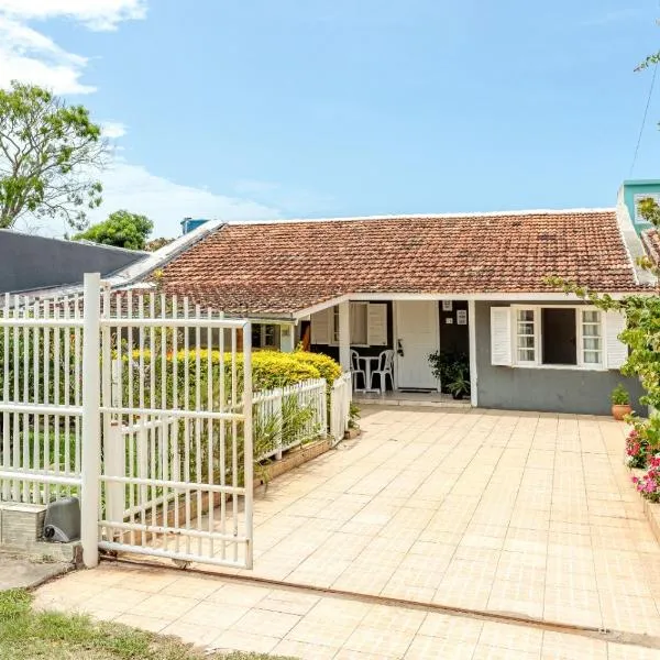 Casa de Férias, hotel in Florianópolis