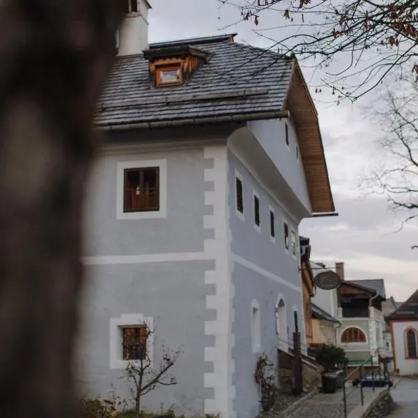 Viesnīca Mesnerhaus & Gourmetrestaurant Mesnerhaus mit 4 Hauben pilsētā Mauterndorfa