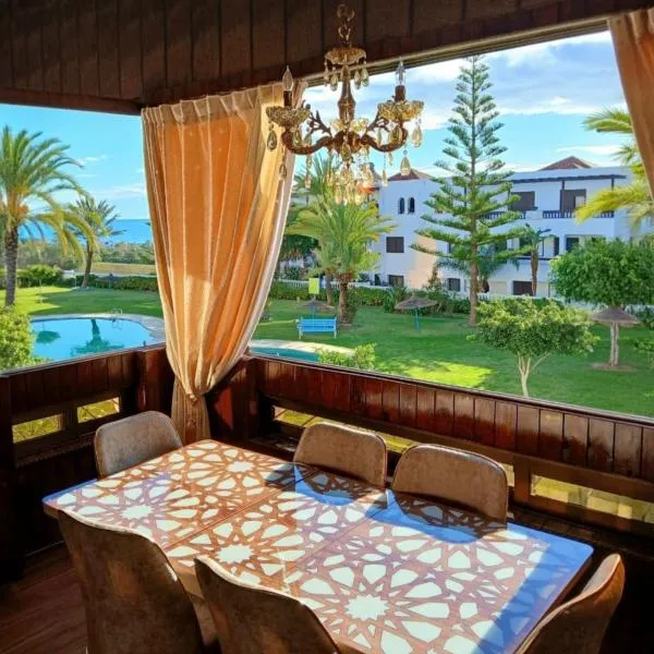 Viesnīca Ray CaboNegro Sea & Pool View pilsētā Kabonegro