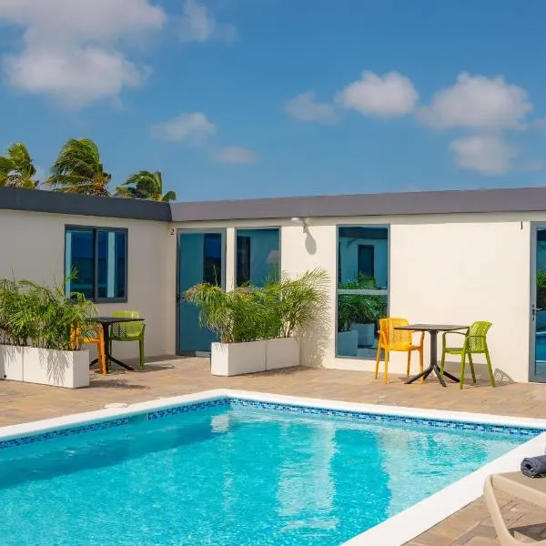 Mosch Apartments, хотел в Ноорд