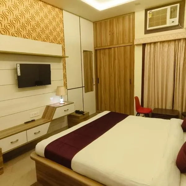 Prem villas homestay, hotel in Tājganj