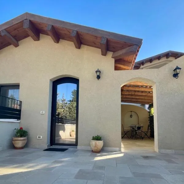 Highland Forest Zimmers，El-Rom的飯店