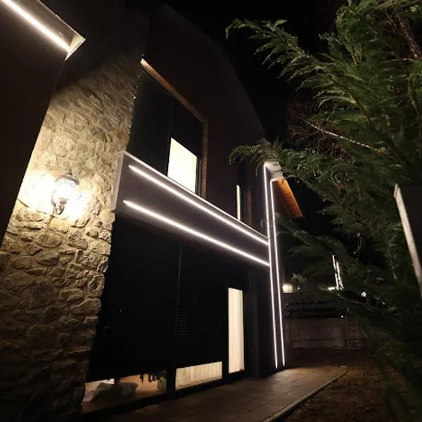 De La Villa Brezovice, hotel em Brezovicë