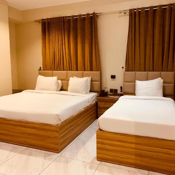 Hotel pearlinn karachi, Hotel in Karatschi