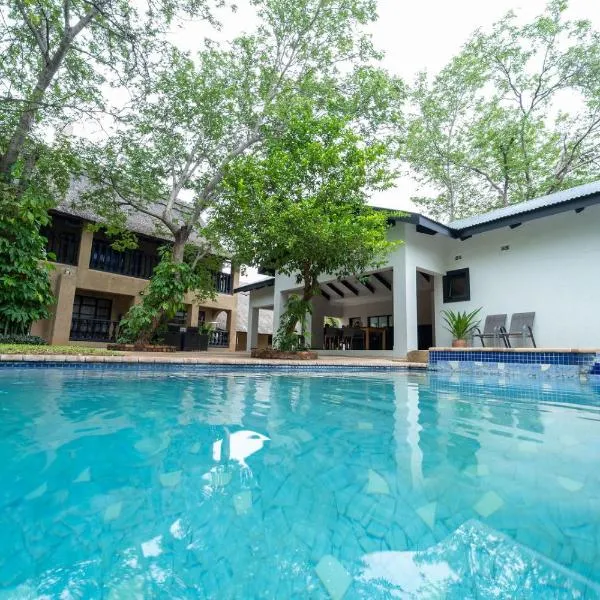 Mopani Lodge Victoria Falls, отель в городе Виктория-Фолс