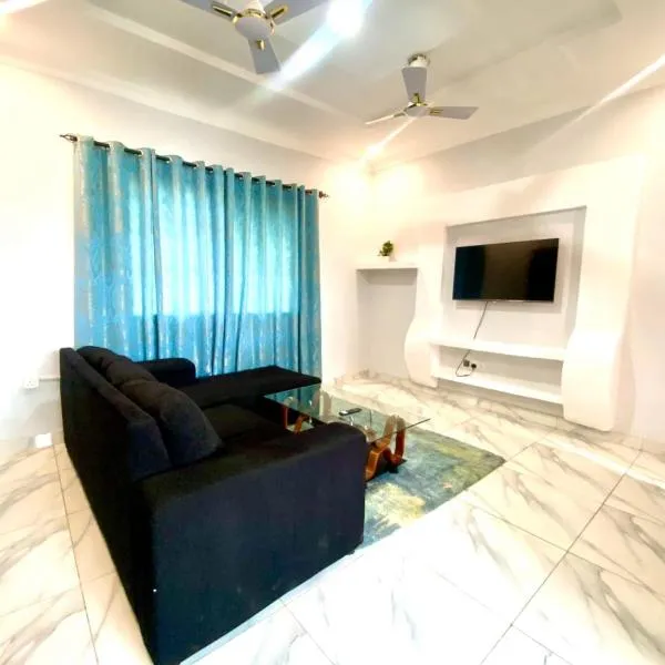 Happy Home, hotel v destinácii Weija