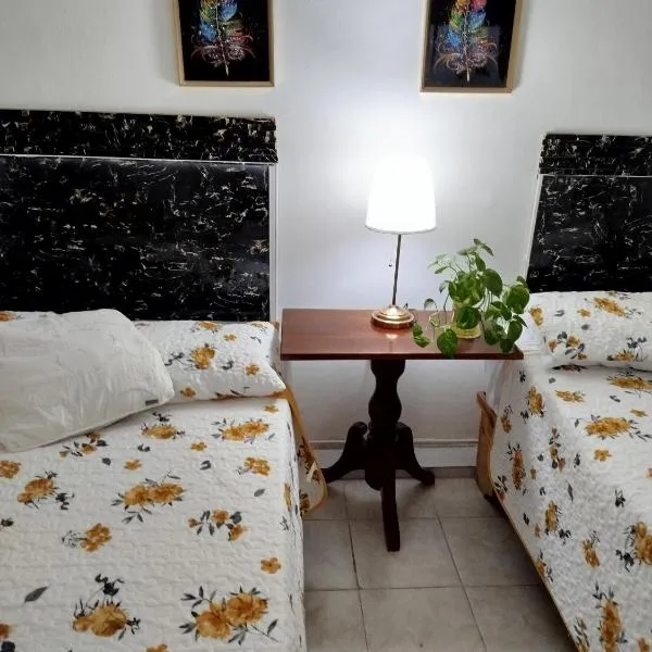 Hotel El Almendro, hotel v destinaci Pedernales