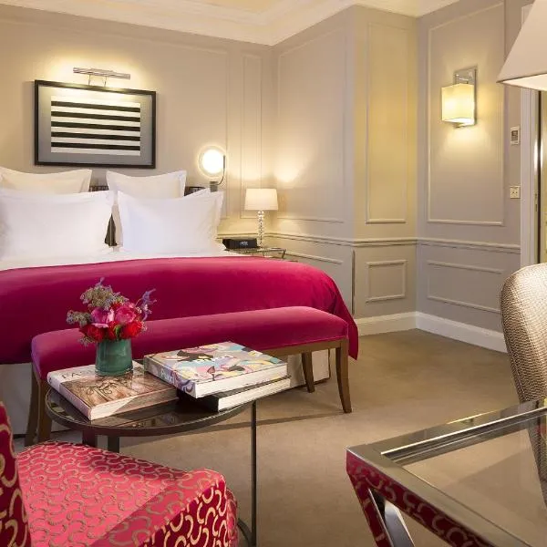 Le Burgundy Paris, hotel in Paris