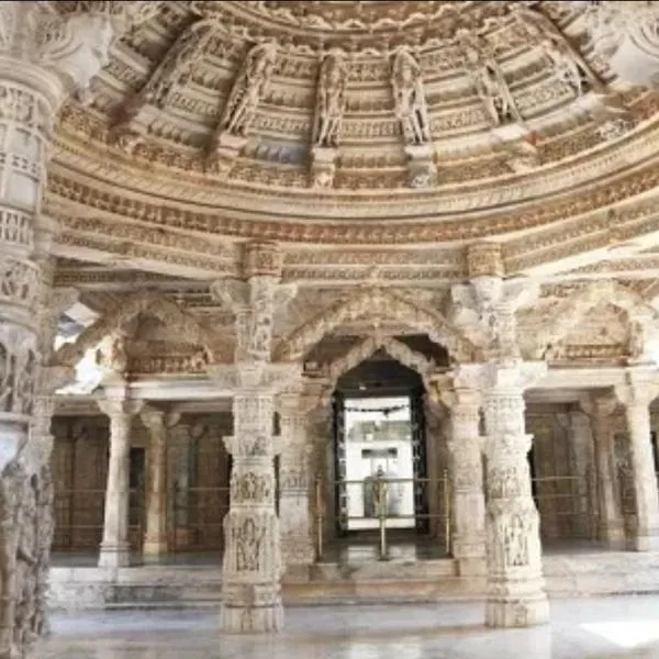 Kiki Cottage, отель в городе Маунт-Абу