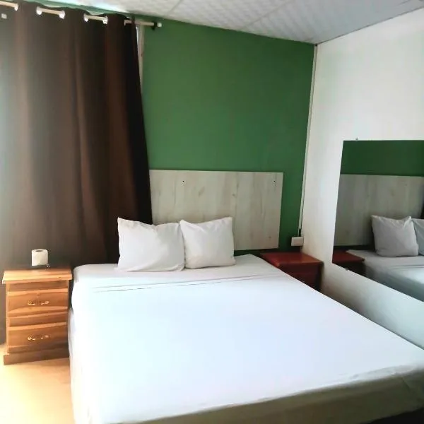 Noche de Luna、サン・サルバドルのホテル