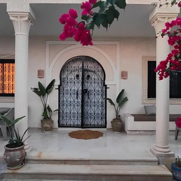 Villa Nour Kélibia, hotelli Kelibiassa