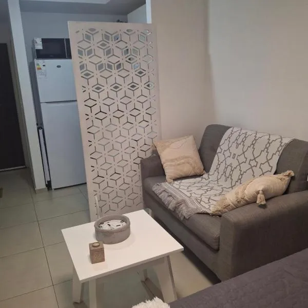 Excellent Monoambiente, hotel in Santos Lugares