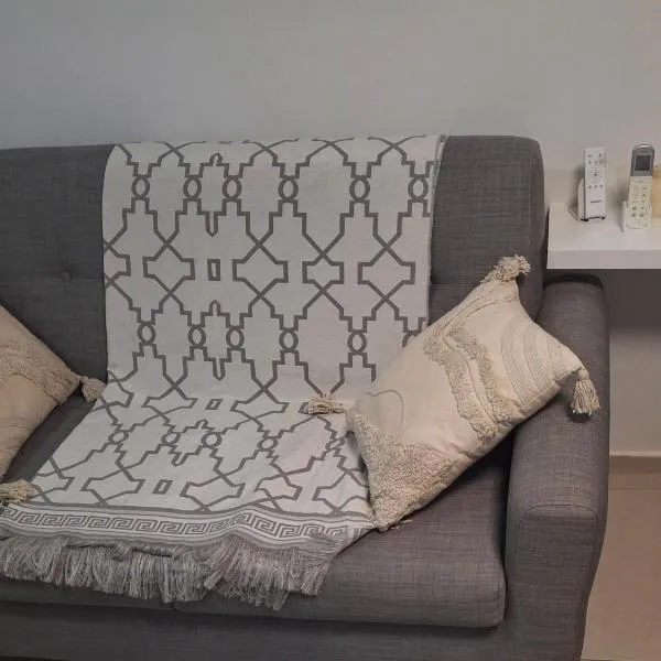 Excellent Monoambiente, hotel in Santos Lugares