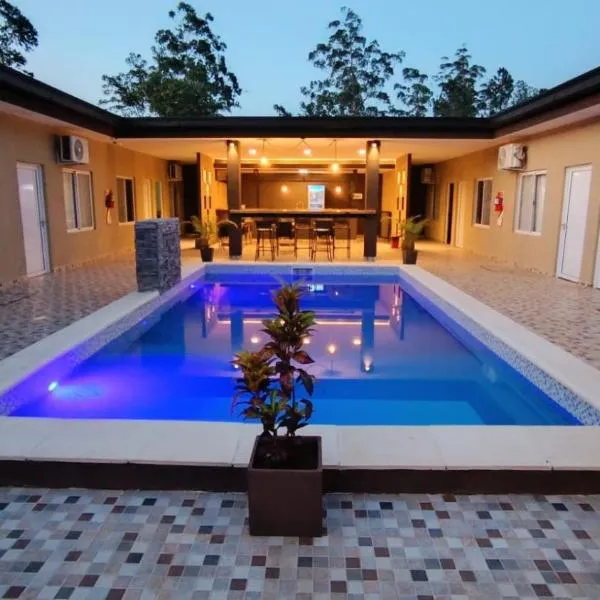 Hotel Boutique Porá Iguazú，伊瓜蘇港的飯店