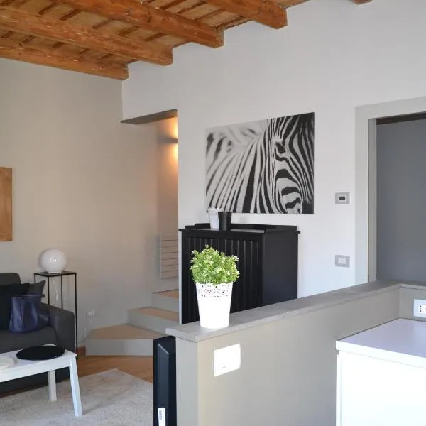 Porta 22 Charme&Relax, hotel in Bergamo