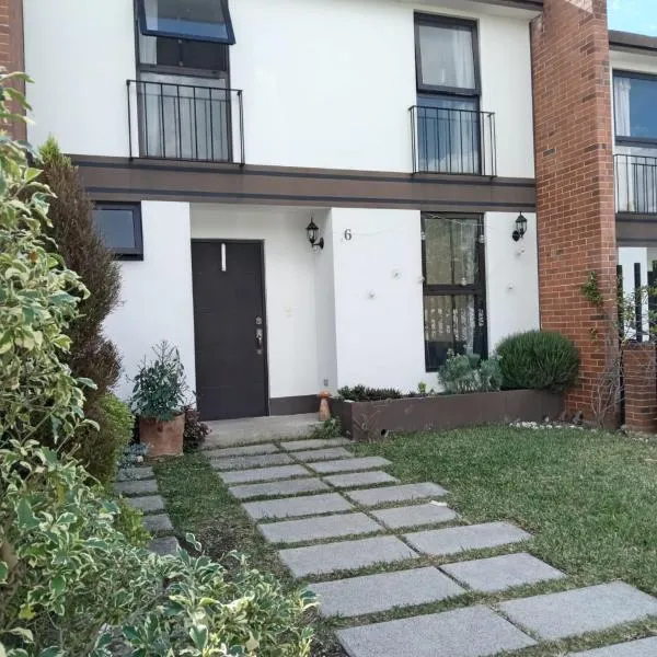 Casa de Don Moy & Tati - Family Home Near Antigua, khách sạn ở Antigua Guatemala