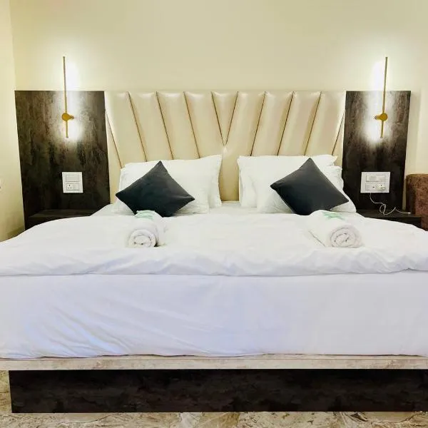 Sabas Tent & Cottages, hotel i Mahabaleshwar