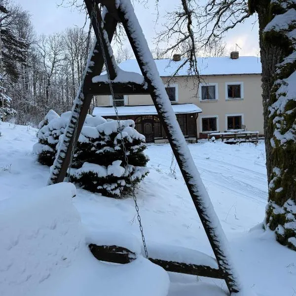 Gaiziņstars: Bērzaune şehrinde bir otel
