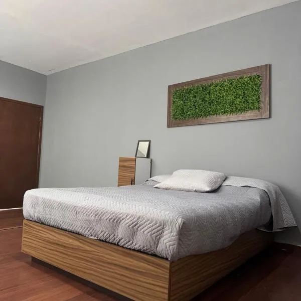 Departamento Moderno y Centrico check in autonomo no necesitas llaves, Hotel in Guaymas