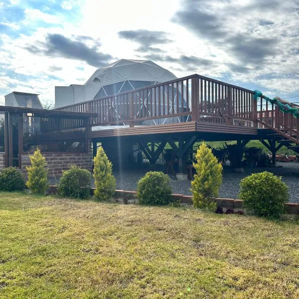 La cabaña de Ciela G glamping con jacuzzi y croquet, hotel Latacungában