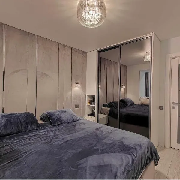 Globa park lux apartment, Hotel in Dnipro