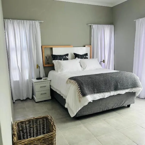 Exquisite Home & Living II, Hotel in Matsapha