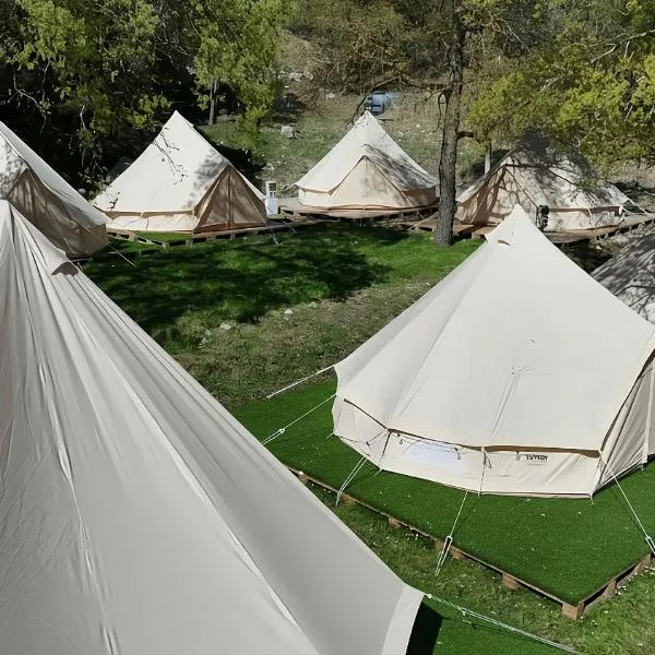 Glamping La Bellota, hotel in Encinas de Esgueva