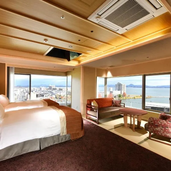 雄琴温泉　湯元舘、大津市のホテル