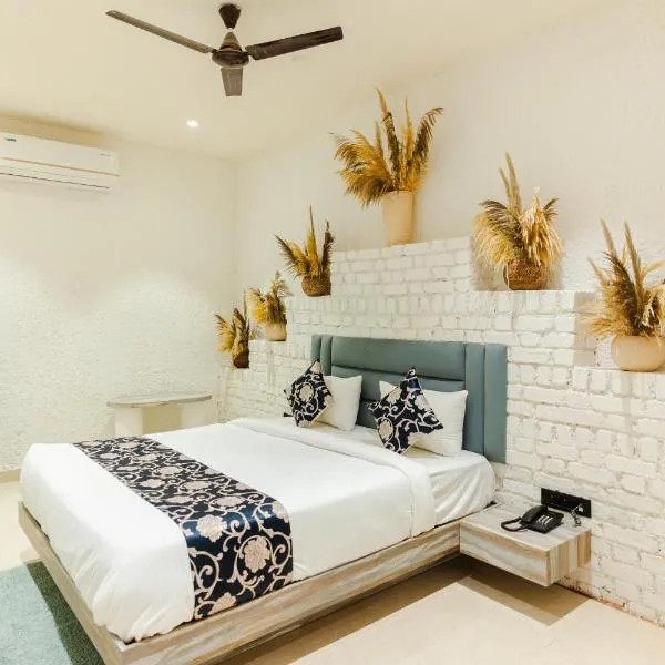 Mahaveer Residency Hotel, hotel u gradu Tane