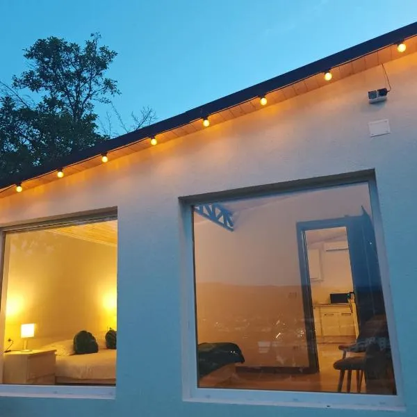 Epic Glamping, hotel en Călimăneşti