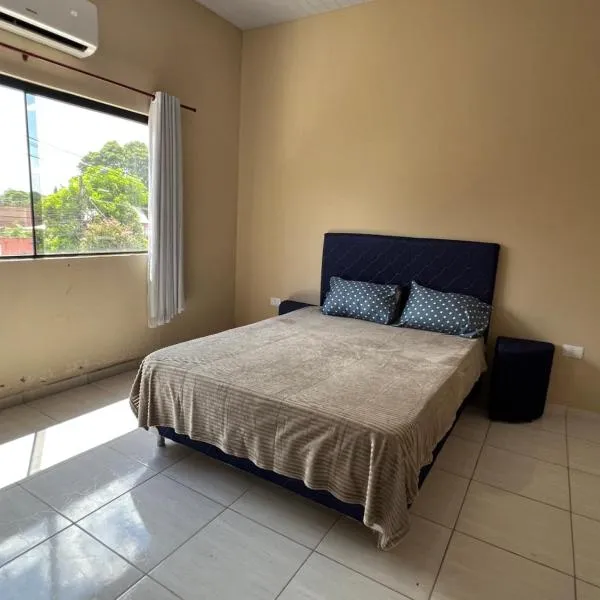 Departamentos a Pasos de la Basílica, hotel a Caacupé