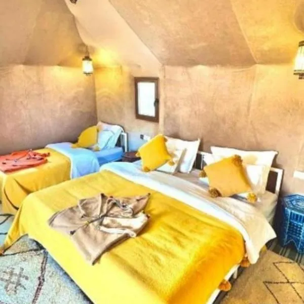 Camp Desert Lovers, hotel i Merzouga