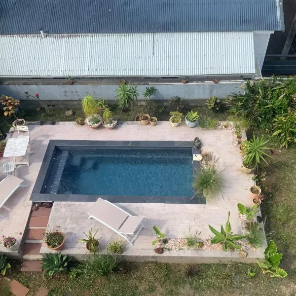 O kAZ de Petite île, hotelli kohteessa Petite Île