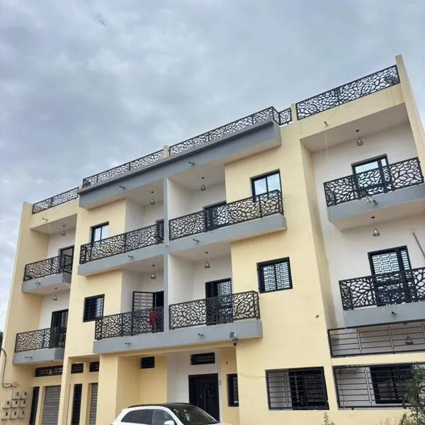 Immeuble Sali Laye, hótel í Diass