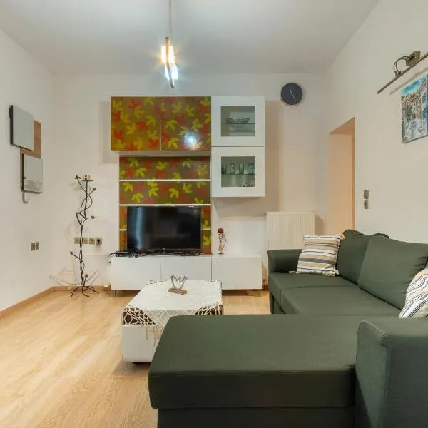 Elena's Apartment in Therma Samothrace, hotel i Therma